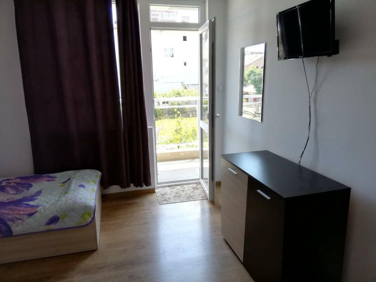Къща За Гости "Пердика" Hotel Obzor Buitenkant foto